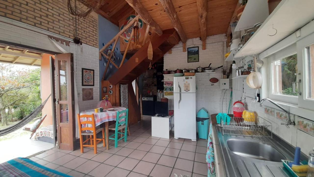 Paikea Hostel Praia Do Rosa Luaran gambar