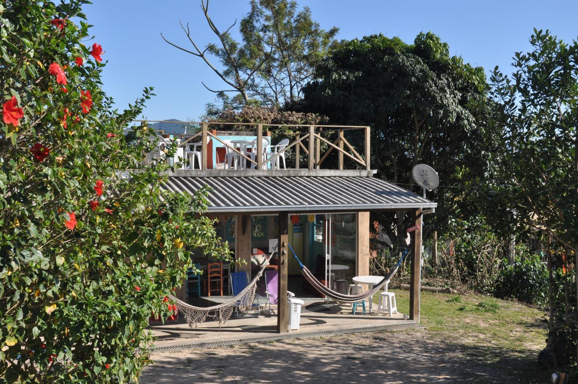 Paikea Hostel Praia Do Rosa Luaran gambar